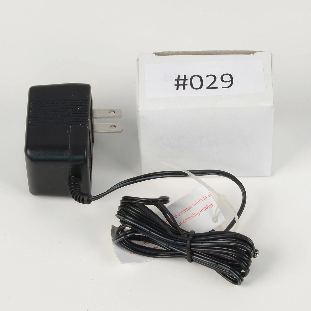 Replacement Adapter 3V DC 500mA black female jack