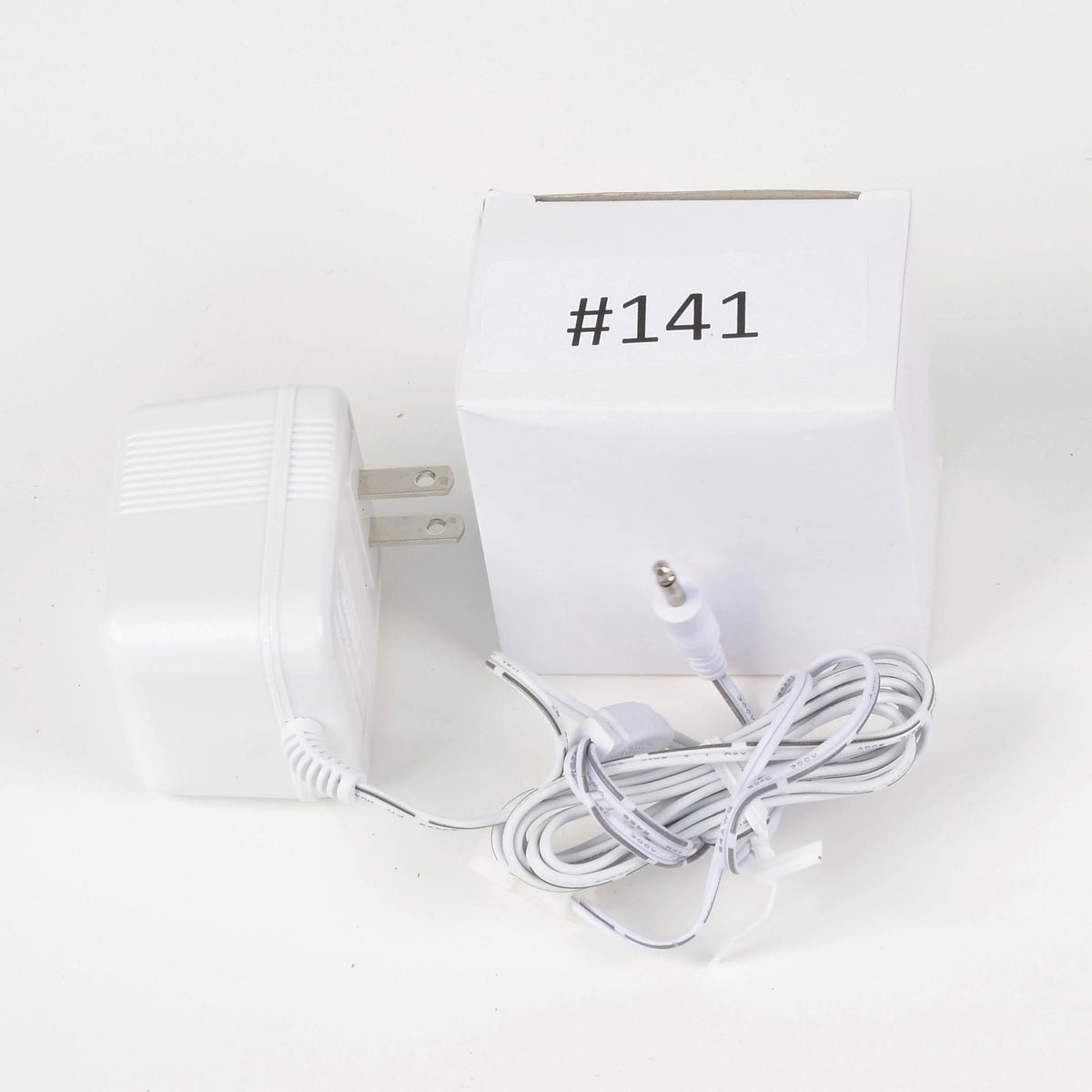 Replacement Adapter 12V AC 850mA white male jack with aux clip