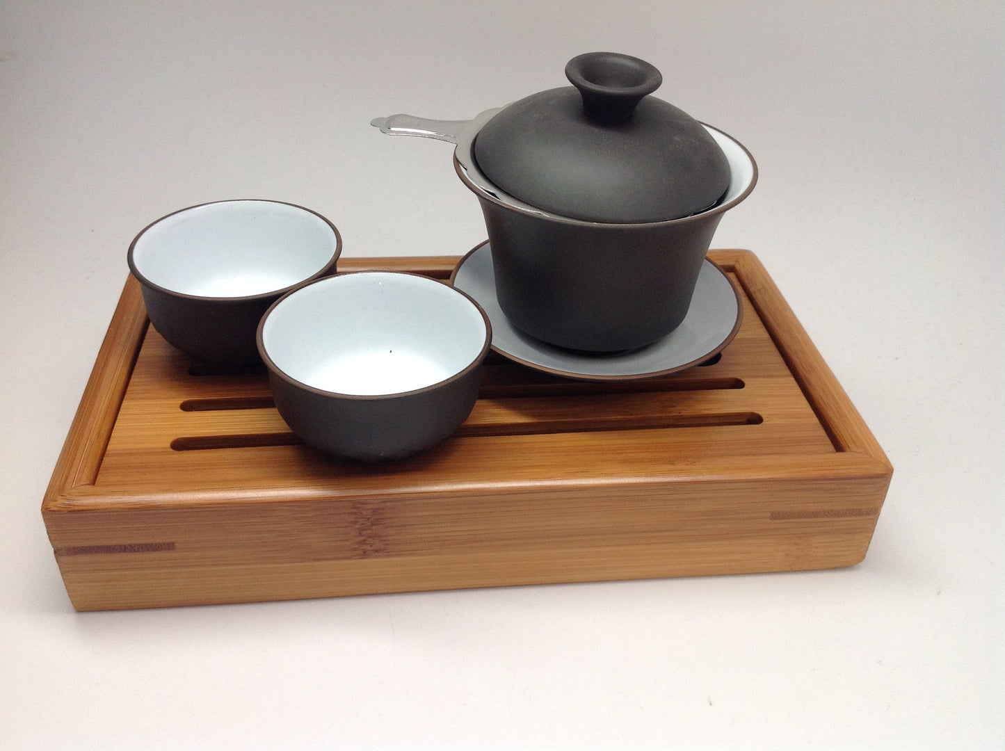 Gong gu travel mini set 4pcs Gaiwan  4oz capacity $39.95 For Sale with cups and bamboo tea tray#149